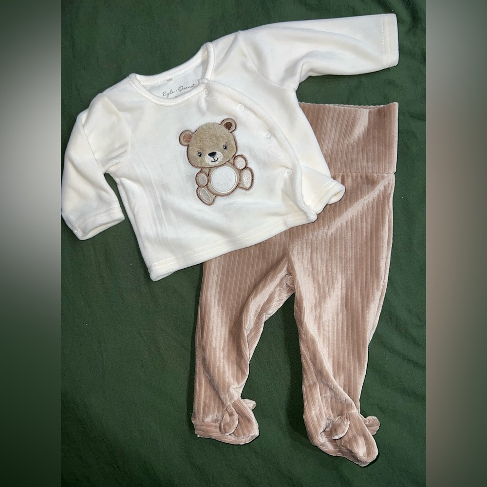 ‼️NWOT: Kyle & Deena Teddy Bear Matching Set - 0-3 Months